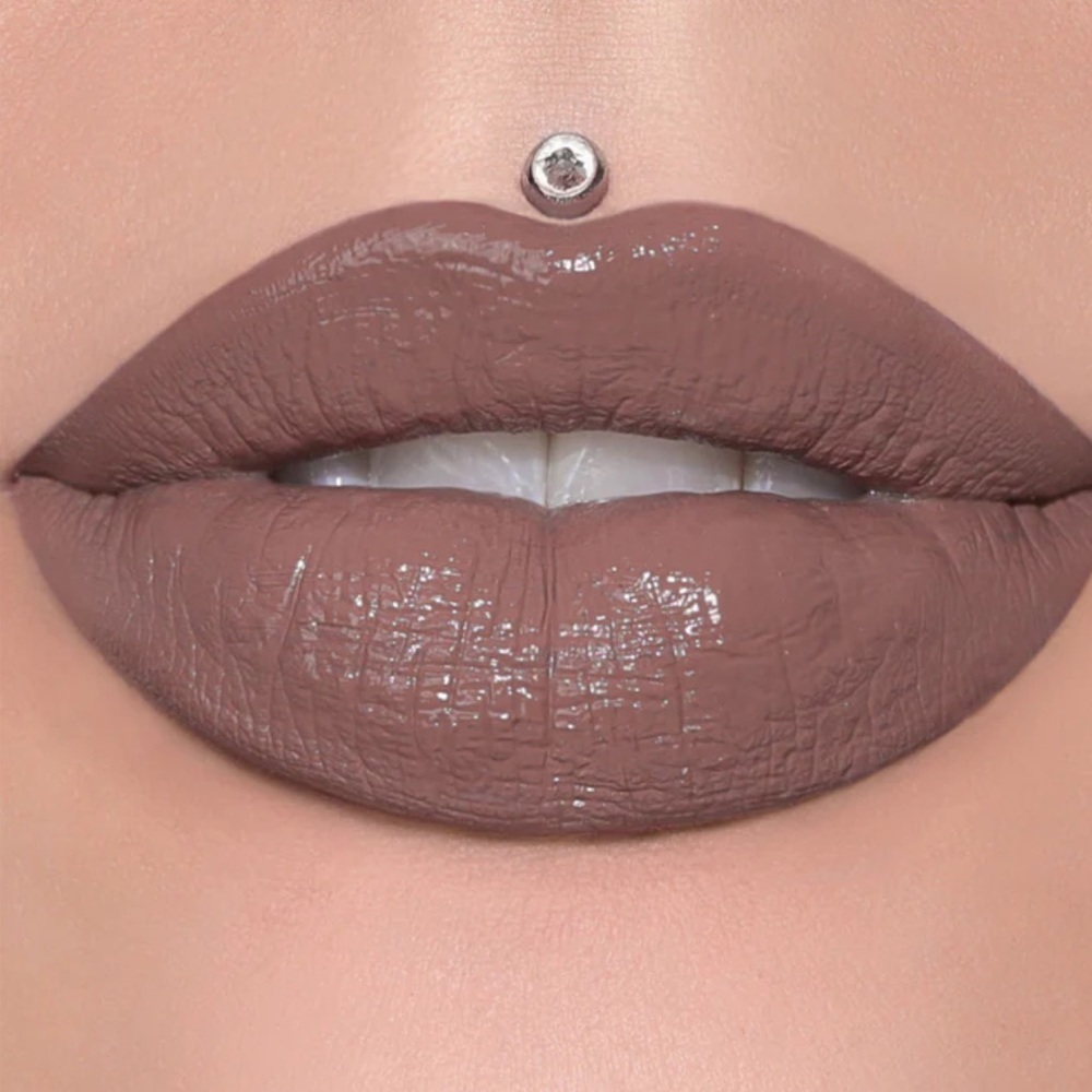 JEFFREE STAR Supreme Gloss  - Tea Bag